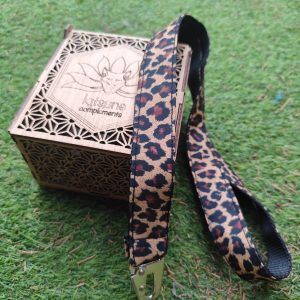 Cuelgallaves Leopardo Impermeable