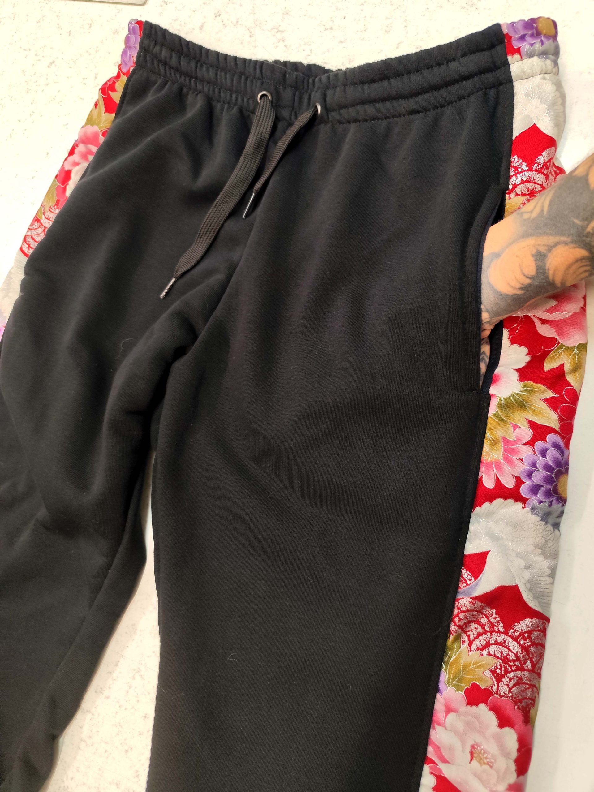 Chandal Red Peonies - Imagen 3